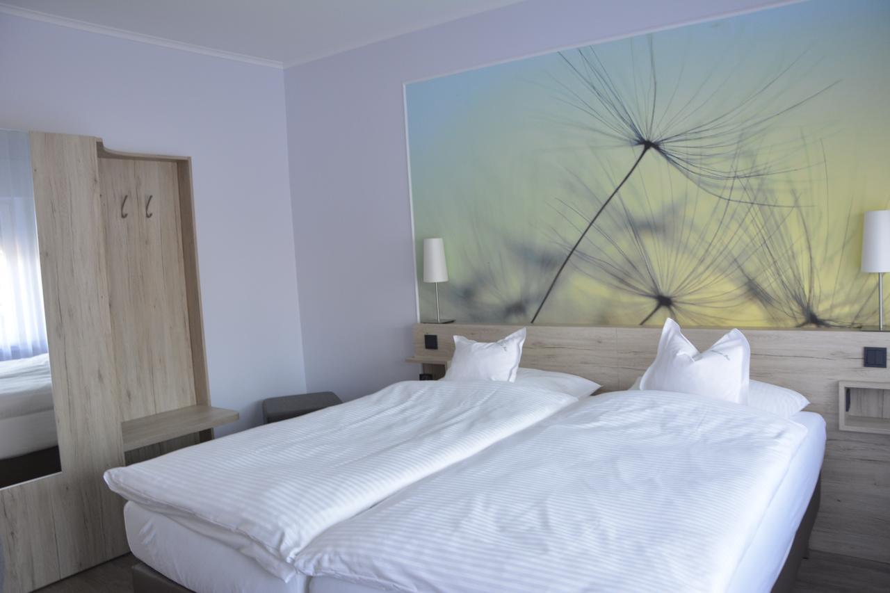 Hotel Restaurant "Zur Post" Holdorf Ngoại thất bức ảnh